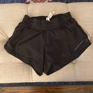 Lululemon hotty hot shorts size 0 - 2.5 rise